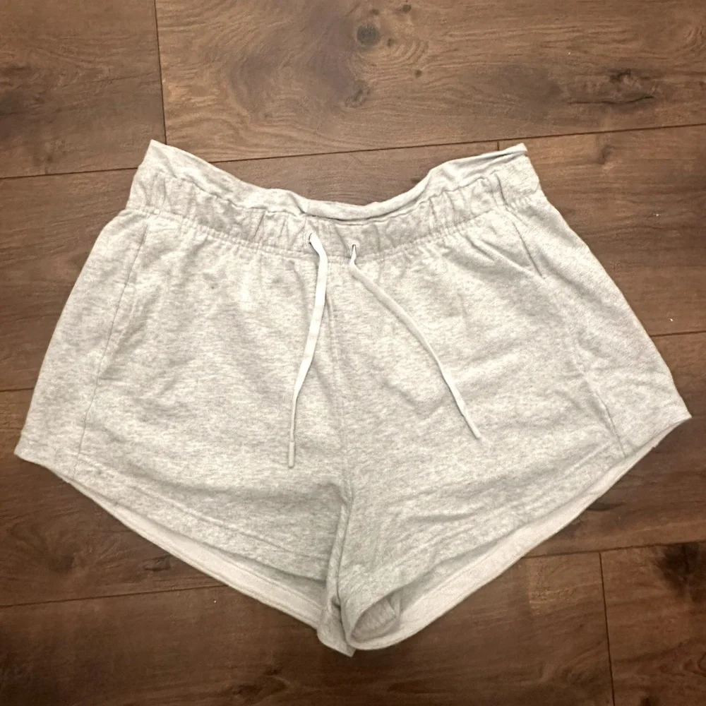 lululemon athletica inner glow shorts